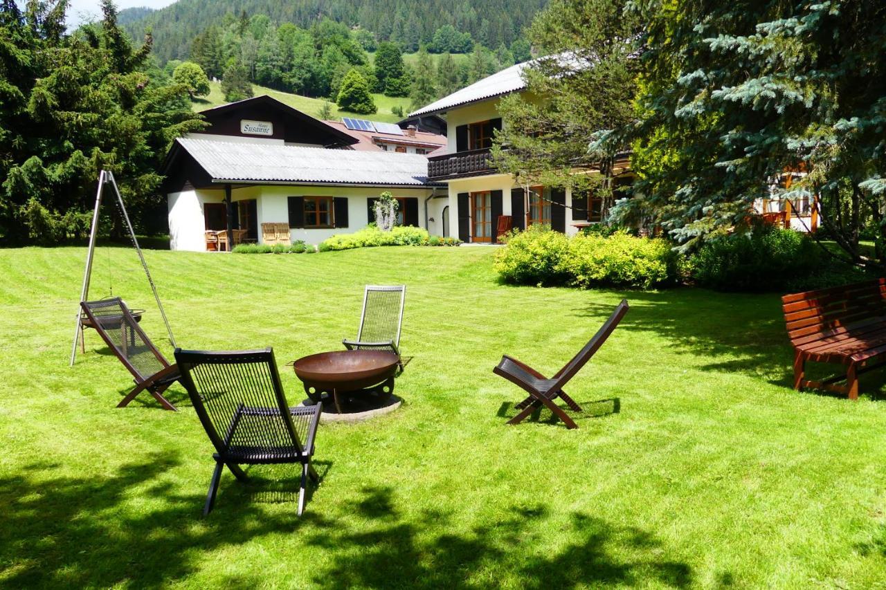 Ferienwohnungen Familie Wetzlinger Bad Kleinkirchheim Exterior photo